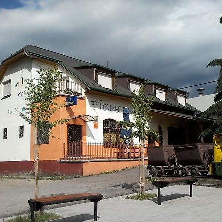 Hostinec Banik Ľubeľa Exteriér fotografie
