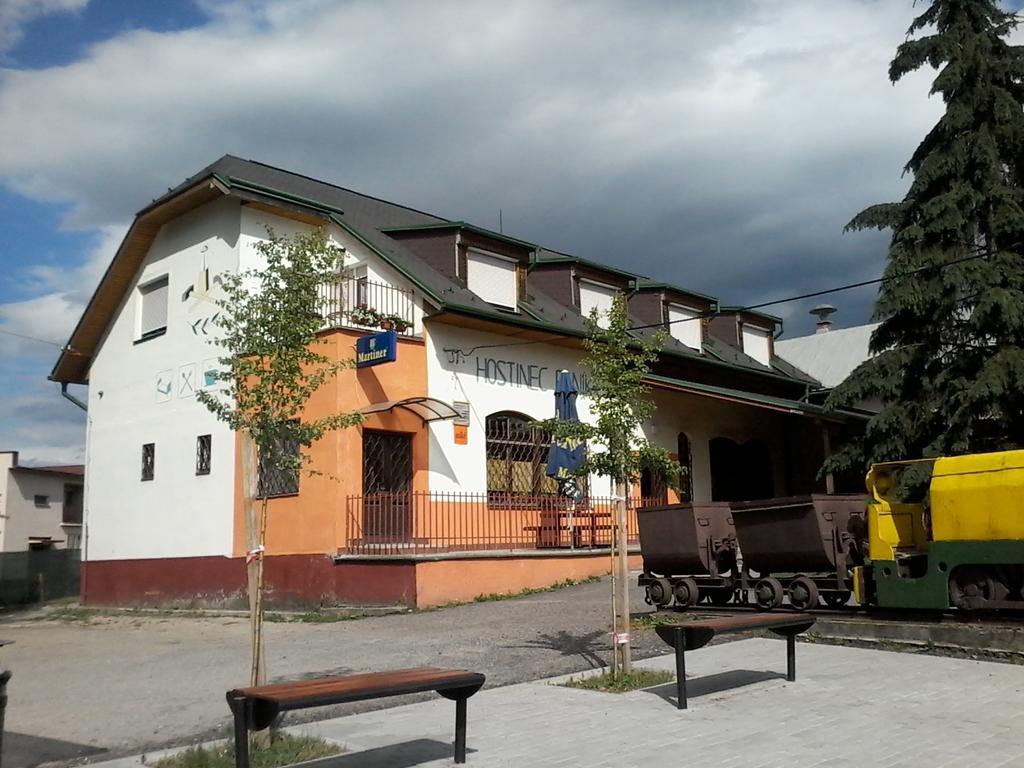 Hostinec Banik Ľubeľa Exteriér fotografie